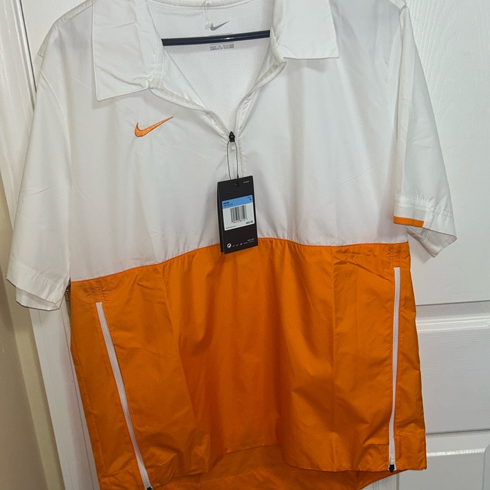 Nike Men Short Sleeve Windbreaker